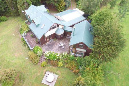 Espectacular casa sureña en Parque Ivian, Puerto Varas en Puerto Varas, Región de Los Lagos