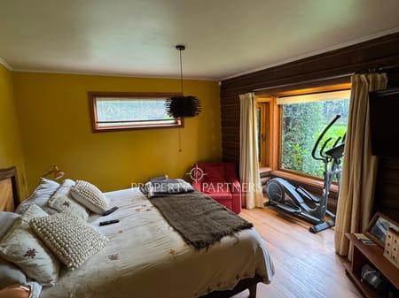 Exclusiva casa estilo Log Home en venta, se vende amoblada en Puerto Varas, Región de Los Lagos