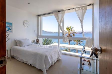 Casa en venta con salida al mar en La Herradura en La Herradura, Coquimbo, Región de Coquimbo
