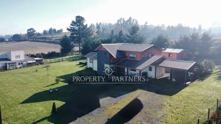 Acogedora y gran casa en parcela, condominio sector Trañi Trañi en Temuco, Región de Araucania