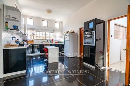 Increíble casa en condominio con gran terreno ubicada en Altovalsol en La Serena, Región de Coquimbo