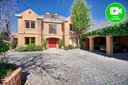 Gran casa estilo inglés en Los Nogales en Los Nogales, La Dehesa, Región Metropolitana