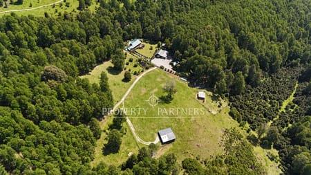 Espectcular Terreno de 30 ha con vista panorámica al Lago Panguipulli en Playa Monje, Panguipulli, Región de Los Rios