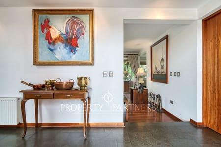 Hermosa y gran casa en venta, exclusivo condominio en Las Pircas, Peñalolén en Las Pircas, Peñalolen, Región Metropolitana