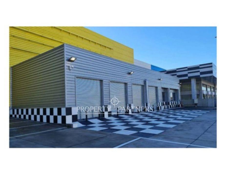 Gran Local comercial en Sodimac Portal arrienda superficie 270 m2  en Temuco, Región de Araucania