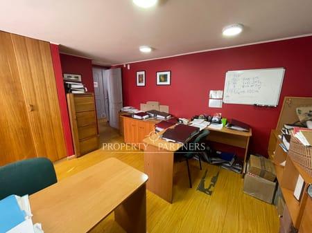 Se vende gran oficina en  sector Av Alemania en Temuco, Región de Araucania