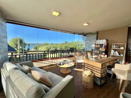 Hermoso Departamento 3 dormitorios vista al lago Condominio Altas Cumbres  en Villarrica, Región de Araucania