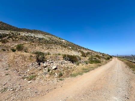 Oportunidad única en Terreno dentro del Exclusivo Condominio Encomenderos en Cerro Grande, La Serena, Región de Coquimbo
