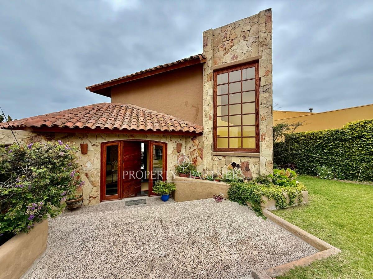 Casa con Espectacular Vista Poniente en Sector Residencial Peñuelas  en Coquimbo, Región de Coquimbo