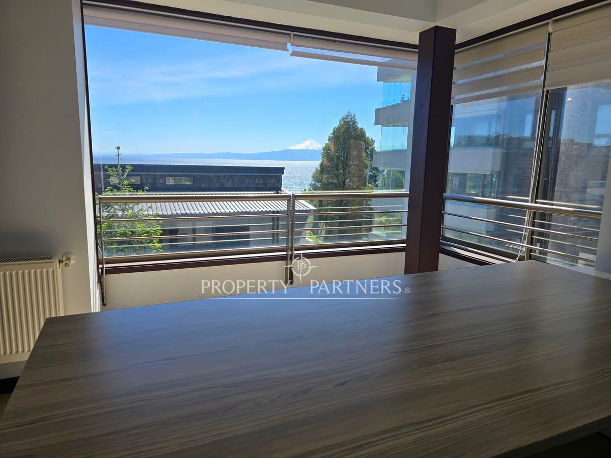 Espectacular oficina en arriendo con vista al lago y volcán en calle Imperial, Puerto Varas en Centro Puerto Varas, Puerto Varas, Región de Los Lagos