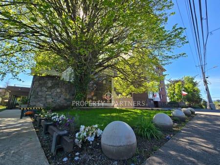 Espectacular oficina en arriendo con vista al lago y volcán en calle Imperial, Puerto Varas en Centro Puerto Varas, Puerto Varas, Región de Los Lagos
