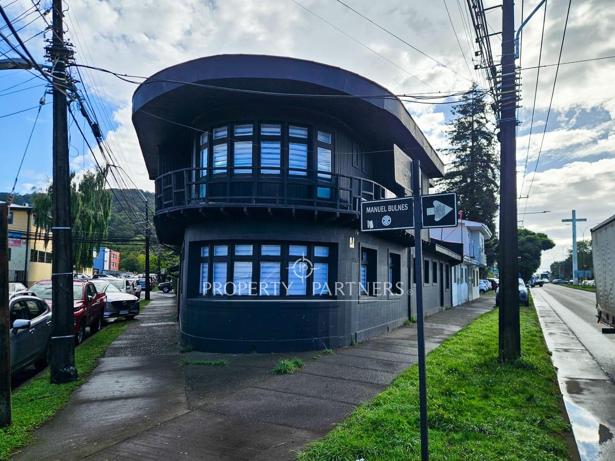 Oportunidad de inversión casa de esquina en Caupolicán,  en Temuco, Región de Araucania