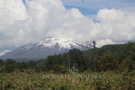 Hermosa parcela en Pucón con vista al volcán en Pucon, Región de Araucania