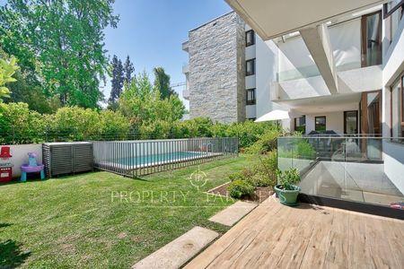 Maravilloso departamento con jardín y piscina privada en Estoril, Las Condes, Región Metropolitana
