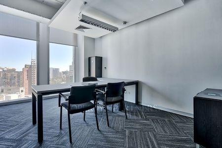 Amplia y luminosa oficina en Nueva Las Condes (0,54 UF/m2) en Nueva Las Condes, Las Condes, Región Metropolitana