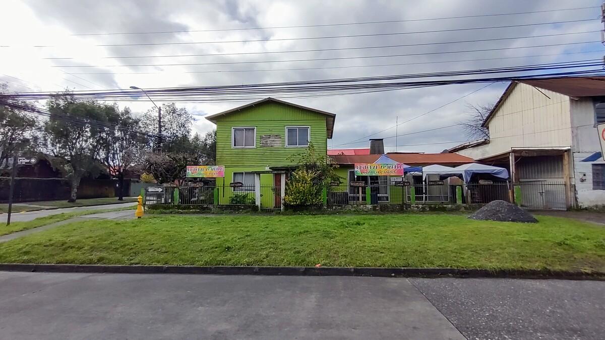 Gran Casa Comercial en importante Esquina en Villarrica, Región de Araucania