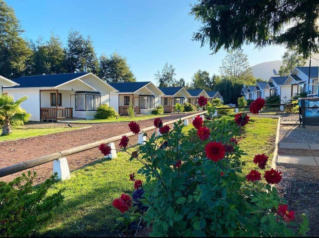 Hermosas complejo de cabañas con  casa principal en Lican Ray, Villarrica, Región de Araucania