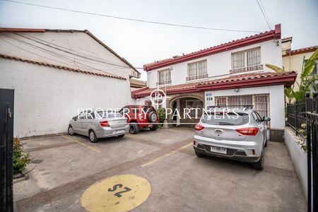 Amplia casa habitación de dos pisos, uso comercial en La Serena, Región de Coquimbo