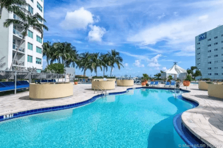 Condo con espectaculares vistas de Downtown en Miami, Miami Dade, Florida