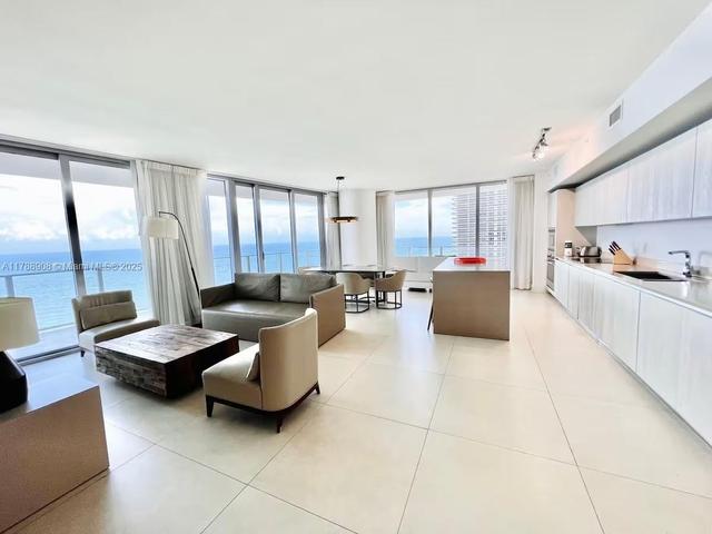 4111 SOUTH OCEAN DRIVE CO en Hallandale Beach, Broward, Florida 4111 SOUTH OCEAN DRIVE CO en Hallandale Beach, Broward, Florida