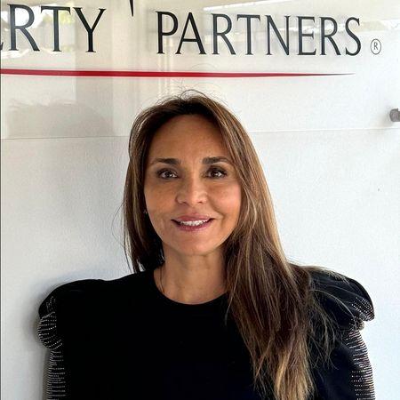 Esperanza Henríquez Gomez | Chile