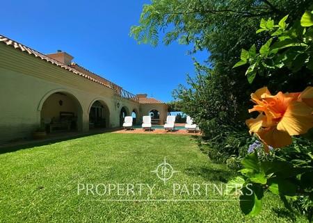 Espectacular casa estilo italiano a pasos de la playa en El Chorro, San Carlos, Maldonado Espectacular casa estilo italiano a pasos de la playa en El Chorro, San Carlos, Maldonado