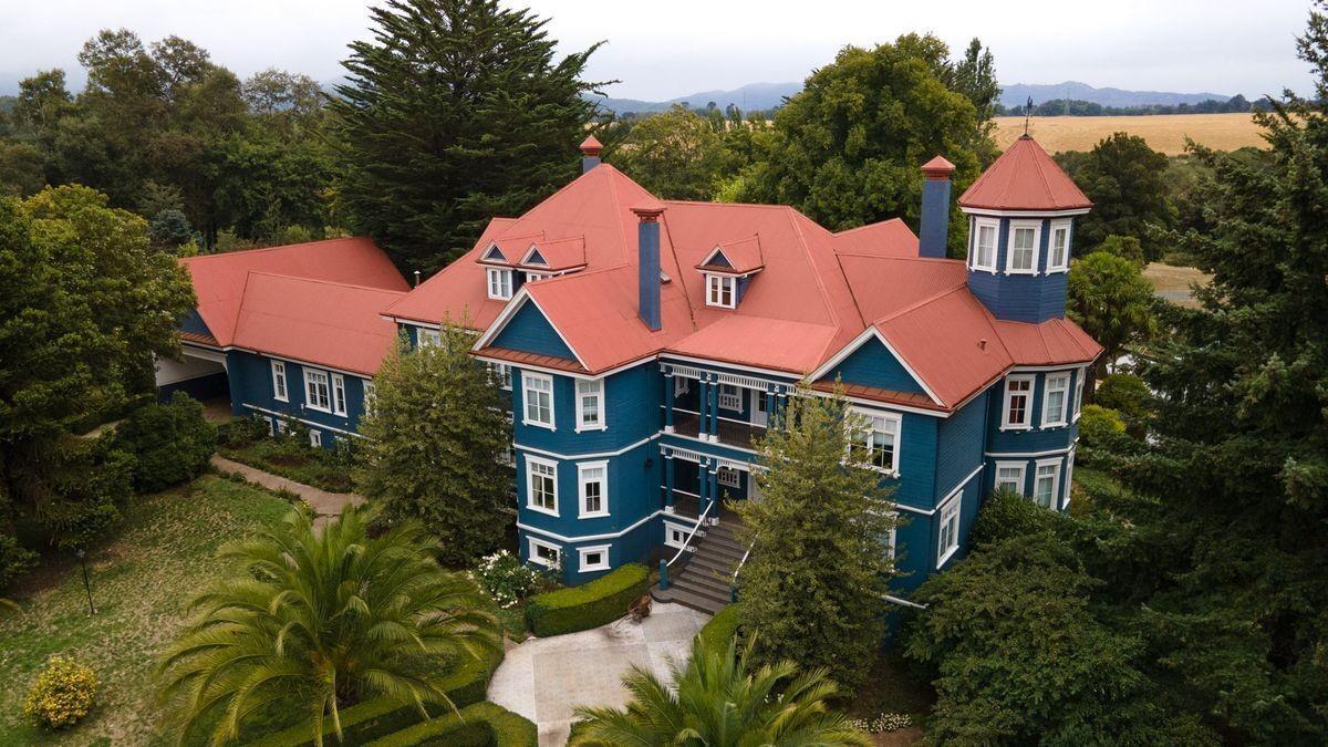 Gran Casa Colonial en Lautaro en Cautín, Región de Araucanía Gran Casa Colonial en Lautaro en Cautín, Región de Araucanía