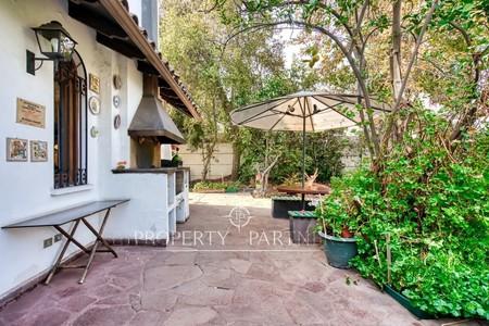 Con amplio terreno y perfecta ubicación. La reina en La Reina, Región Metropolitana Con amplio terreno y perfecta ubicación. La reina en La Reina, Región Metropolitana