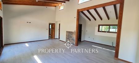 Cómoda casa con una vista espectacular en Cautín, Región de Araucanía Cómoda casa con una vista espectacular en Cautín, Región de Araucanía