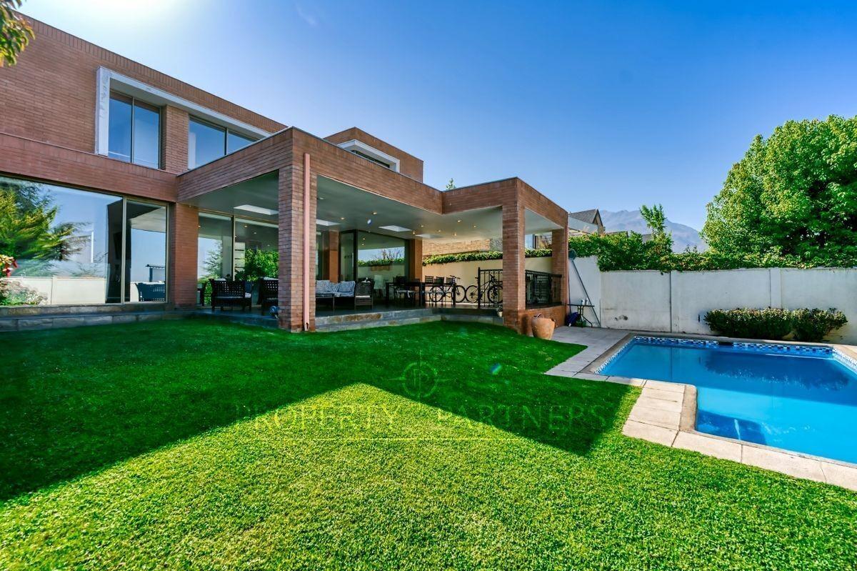 Casa estilo Mediterránea en San Carlos de Apoquindo en San Carlos de Apoquindo, Las Condes, Región Metropolitana Casa estilo Mediterránea en San Carlos de Apoquindo en San Carlos de Apoquindo, Las Condes, Región Metropolitana