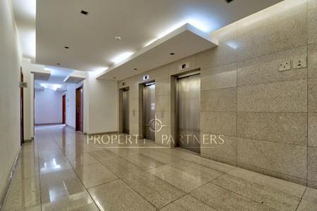 Luminosa oficina en Av. Del Valle , Huechuraba (Uf/m2 44) en Ciudad Empresarial, Huechuraba, Región Metropolitana Luminosa oficina en Av. Del Valle , Huechuraba (Uf/m2 44) en Ciudad Empresarial, Huechuraba, Región Metropolitana