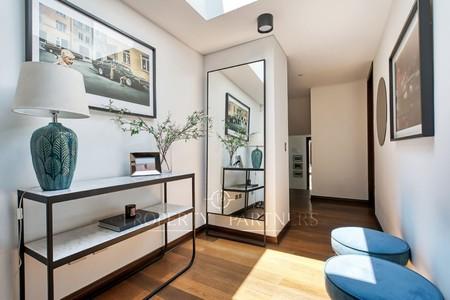 Amplio con vista despejada a pasos San Benito en Santa Maria, Vitacura, Región Metropolitana Amplio con vista despejada a pasos San Benito en Santa Maria, Vitacura, Región Metropolitana