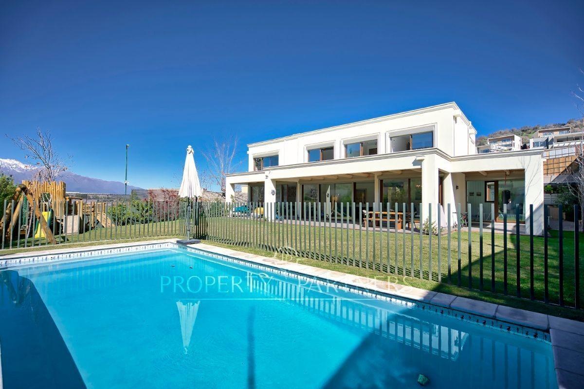 Excelente Casa con gran terreno y vista en Los Litres, Seguridad 24/7. en Los Litres, Los Trapenses, Región Metropolitana Excelente Casa con gran terreno y vista en Los Litres, Seguridad 24/7. en Los Litres, Los Trapenses, Región Metropolitana