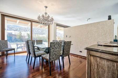 Excelente Casa con gran terreno y vista en Los Litres, Seguridad 24/7. en Los Litres, Los Trapenses, Región Metropolitana Excelente Casa con gran terreno y vista en Los Litres, Seguridad 24/7. en Los Litres, Los Trapenses, Región Metropolitana