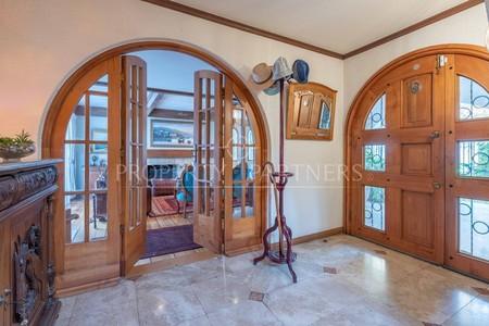 Céntrica propiedad permite diversos usos (Hoteles, comercio, cultura, salud, entre otros) Zona E7-C en Viña del Mar Oriente, Viña del Mar, Región de Valparaíso Céntrica propiedad permite diversos usos (Hoteles, comercio, cultura, salud, entre otros) Zona E7-C en Viña del Mar Oriente, Viña del Mar, Región de Valparaíso