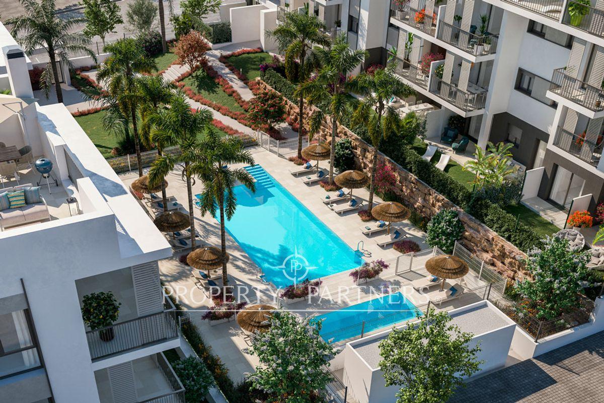 Apartamentos y áticos de obra nueva de 1, 2 y 3 dormitorios con piscina, coworking, gimnasio y garaje en Estepona centro en Estepona, Provincia de Málaga Apartamentos y áticos de obra nueva de 1, 2 y 3 dormitorios con piscina, coworking, gimnasio y garaje en Estepona centro en Estepona, Provincia de Málaga