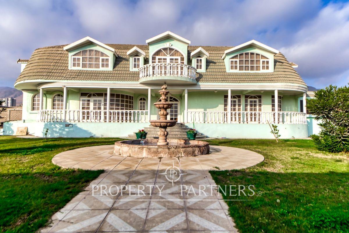 Gran Casa Sector norte en Antofagasta, Región de Antofagasta Gran Casa Sector norte en Antofagasta, Región de Antofagasta