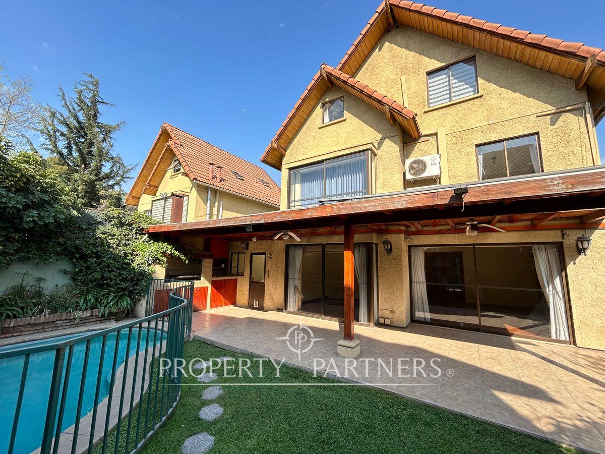 Espectacular casa en consolidado condominio cercano a Colegio San Francisco Javier en Pedro Fontova Norte, Huechuraba, Región Metropolitana Espectacular casa en consolidado condominio cercano a Colegio San Francisco Javier en Pedro Fontova Norte, Huechuraba, Región Metropolitana