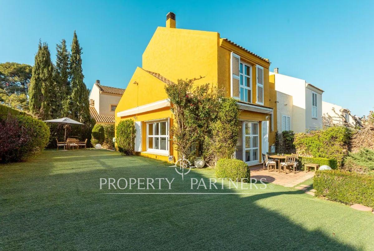 Magnífico chalet pareado totalmente reformado 5 hab, Rocafort en Provincia de Valencia Magnífico chalet pareado totalmente reformado 5 hab, Rocafort en Provincia de Valencia