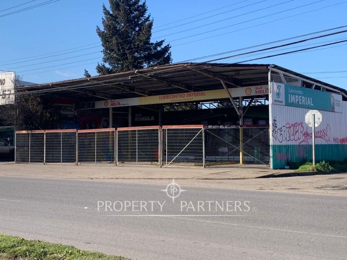 Excelente y amplia propiedad con negocio funcionando en Temuco, Región de Araucania Excelente y amplia propiedad con negocio funcionando en Temuco, Región de Araucania