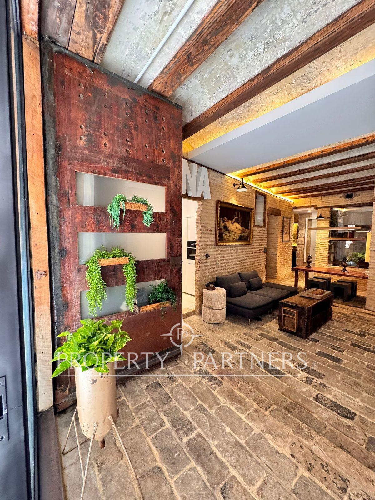 Bajo en Carrer de les Reixes, 5 en Ciutat Vella, Valencia, Provincia de Valencia Bajo en Carrer de les Reixes, 5 en Ciutat Vella, Valencia, Provincia de Valencia