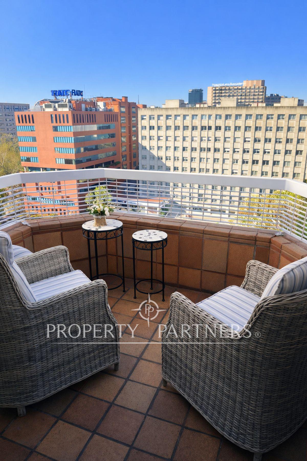 Piso amueblado con terraza y parking opcional en zona Diagonal – Av. de Sarrià en Les Corts, Les Corts, Barcelona, Provincia de Barcelona Piso amueblado con terraza y parking opcional en zona Diagonal – Av. de Sarrià en Les Corts, Les Corts, Barcelona, Provincia de Barcelona