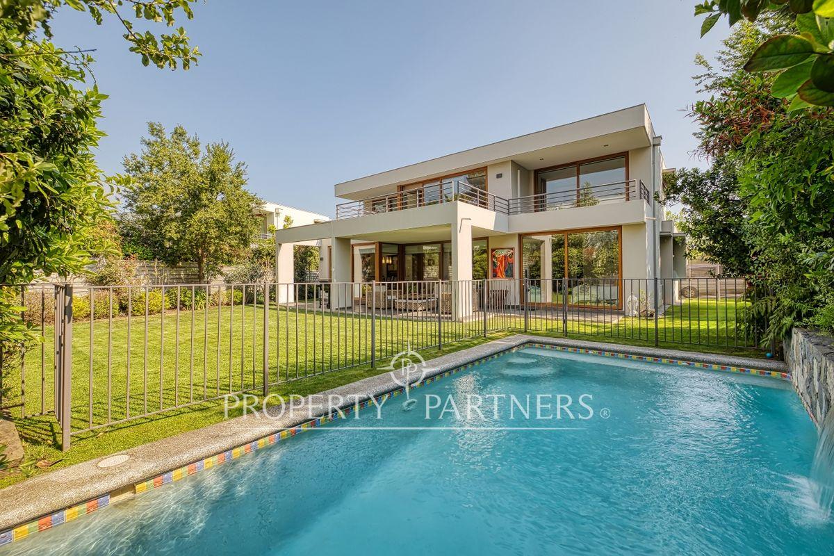 Casa Mediterránea en Los Nogales, Lo Barnechea en Los Nogales, Los Trapenses, Región Metropolitana Casa Mediterránea en Los Nogales, Lo Barnechea en Los Nogales, Los Trapenses, Región Metropolitana