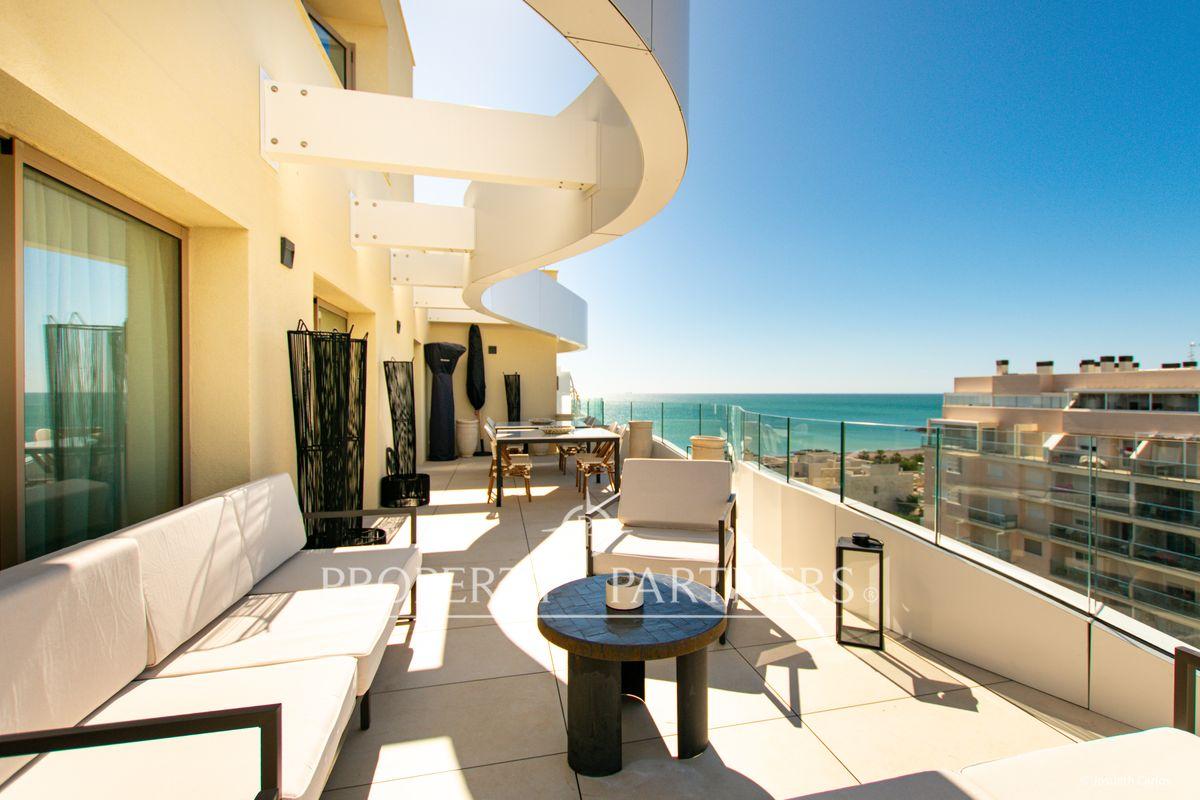 Exclusivo Ático Dúplex Amueblado a Estrenar en Playa de El Puig en Provincia de Valencia Exclusivo Ático Dúplex Amueblado a Estrenar en Playa de El Puig en Provincia de Valencia