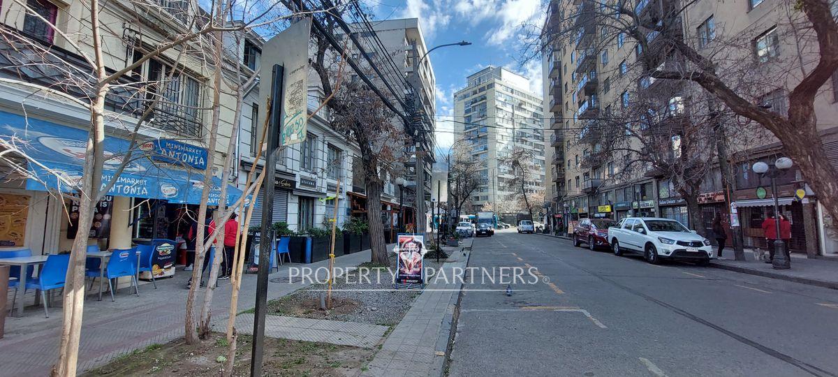 Local en Providencia, sector con comercio consolidado en Providencia, Región Metropolitana Local en Providencia, sector con comercio consolidado en Providencia, Región Metropolitana