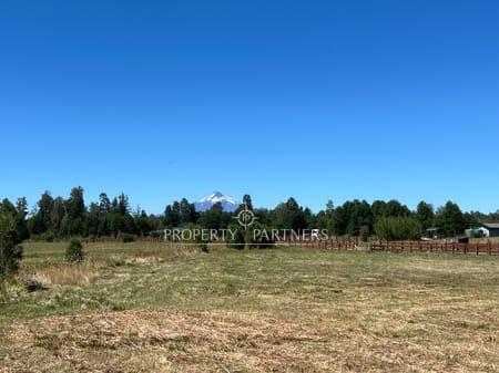 Hermosa parcela con vista al volcán en condominio cerrado en Villarrica, Región de Araucania Hermosa parcela con vista al volcán en condominio cerrado en Villarrica, Región de Araucania