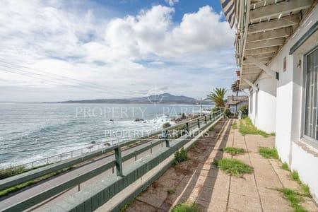 Casa en primera linea y una vista insuperable en Playa Amarilla, Concón, Región de Valparaíso Casa en primera linea y una vista insuperable en Playa Amarilla, Concón, Región de Valparaíso