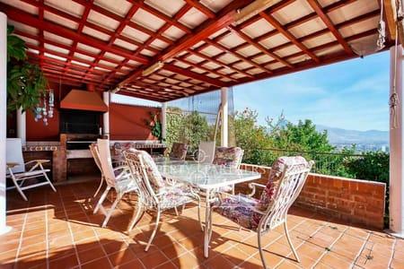 Excelente casa con gran vista, Quinchamalí en Quinchamalí, Las Condes, Región Metropolitana Excelente casa con gran vista, Quinchamalí en Quinchamalí, Las Condes, Región Metropolitana
