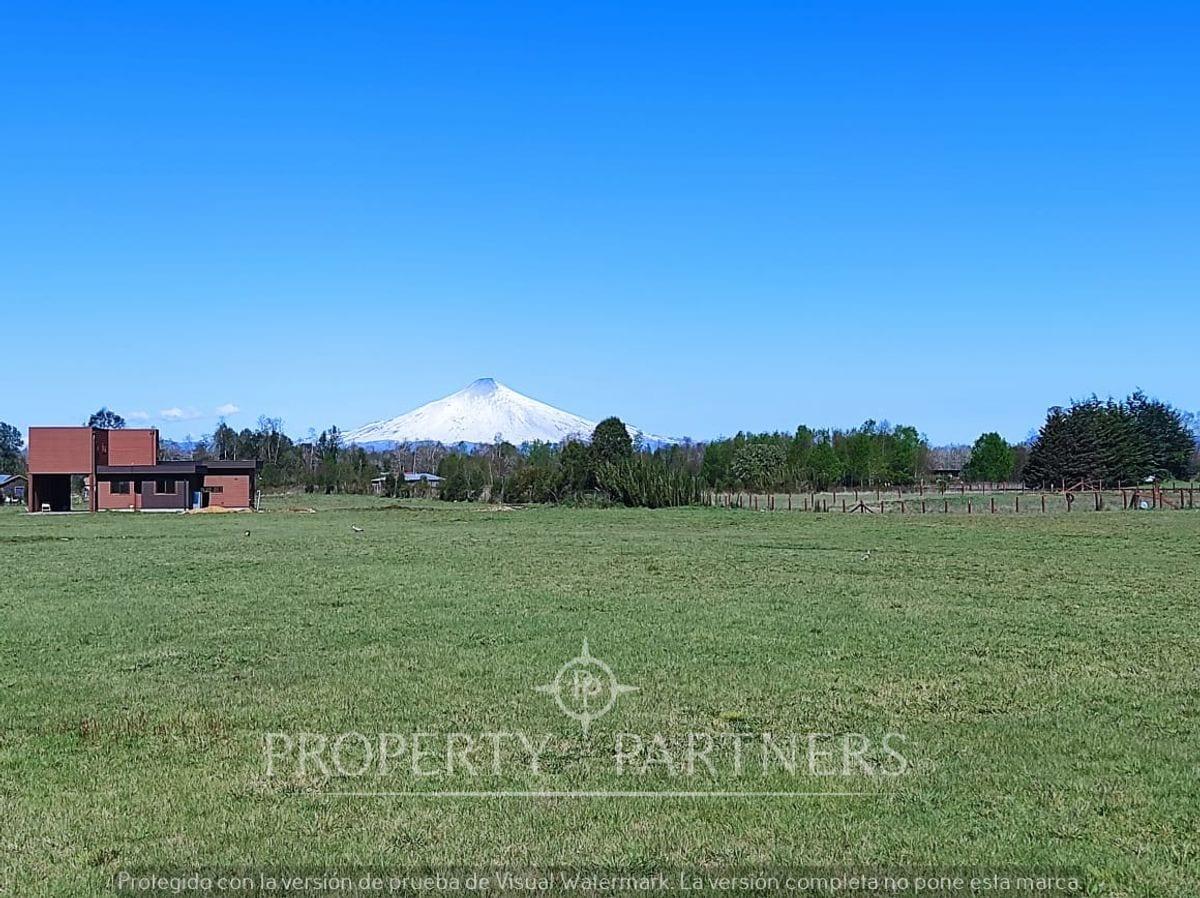 Hermosa parcela con vista al volcán en Villarrica, Región de Araucania Hermosa parcela con vista al volcán en Villarrica, Región de Araucania