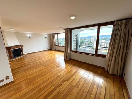 Magnífico penthouse de tres pisos a pasos de Av. Alemania en Temuco, Región de Araucania Magnífico penthouse de tres pisos a pasos de Av. Alemania en Temuco, Región de Araucania